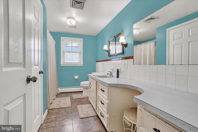 2918 HERRLYN CT, Dallastown, PA 17313