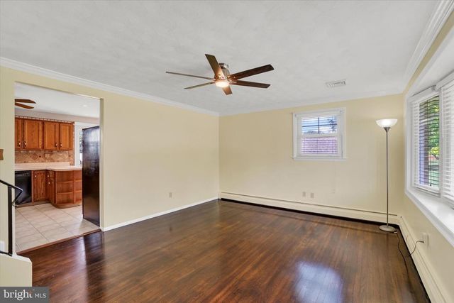 2918 HERRLYN CT, Dallastown, PA 17313