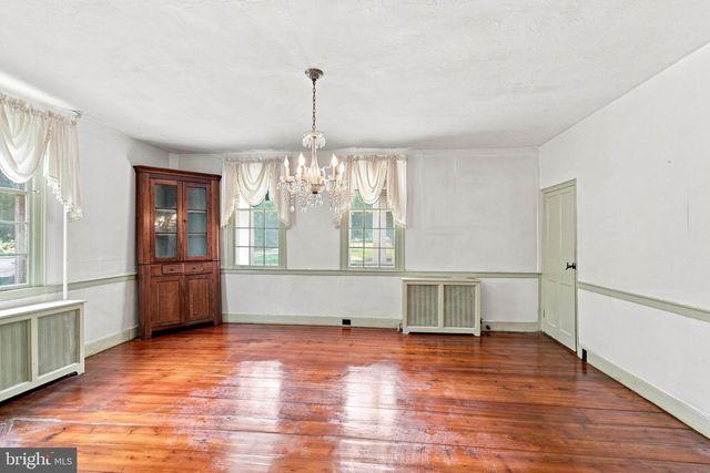 351 KINGS HWY, Clarksboro, NJ 08020