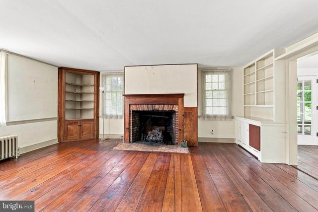 351 KINGS HWY, Clarksboro, NJ 08020