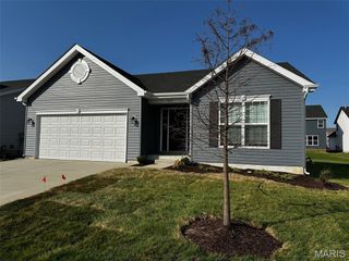 829 Little Fieldstone Drive, O'fallon, MO 63385