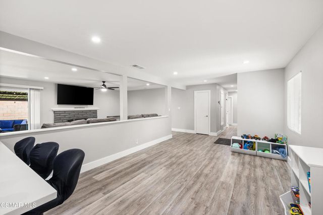 1921 Bancroft Street, Camarillo, CA 93010