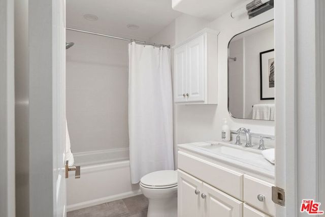 2912 Montana Avenue 3, Santa Monica, CA 90403