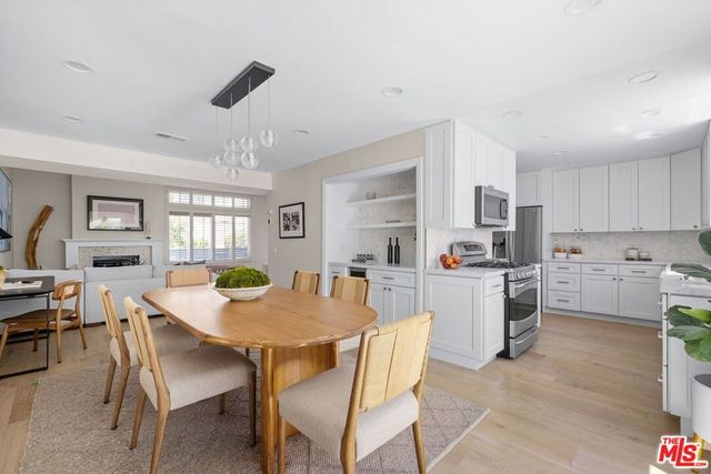 2912 Montana Avenue 3, Santa Monica, CA 90403