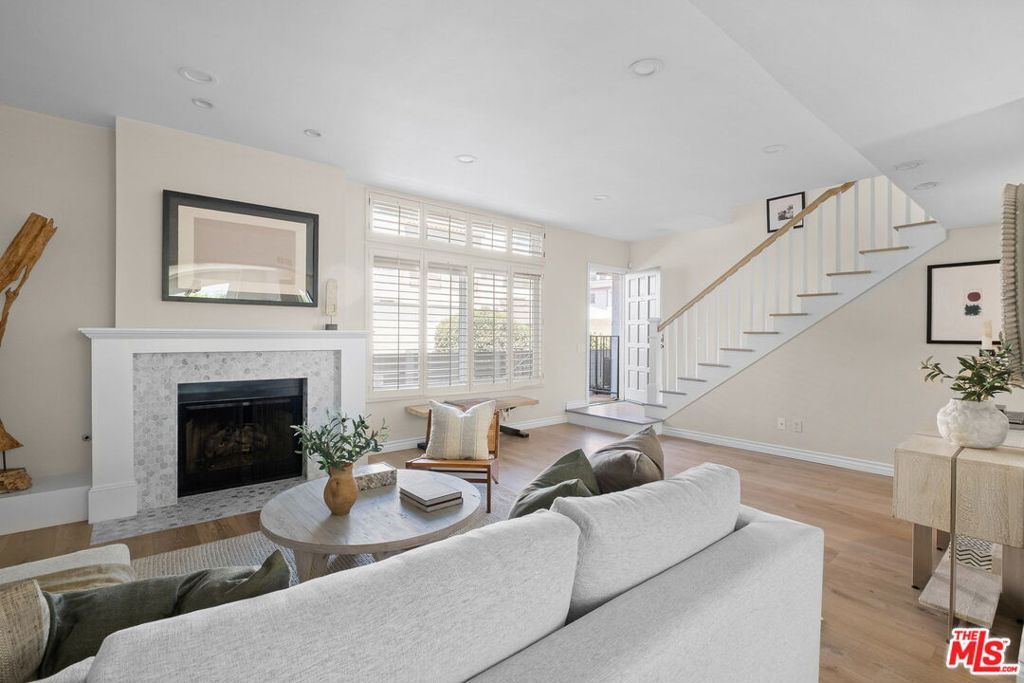 2912 Montana Avenue 3, Santa Monica, CA 90403