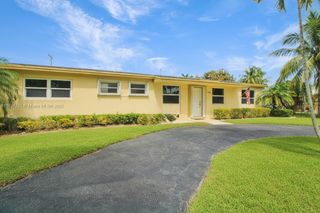 19550 Belview Dr, Cutler Bay, FL 33157