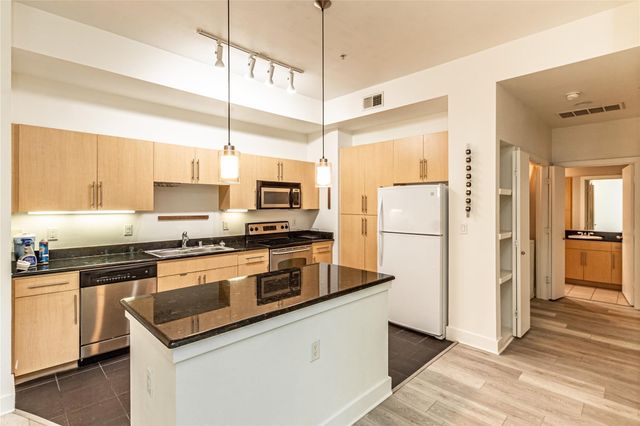 4605 Cedar Springs Road 329, Dallas, TX 75219