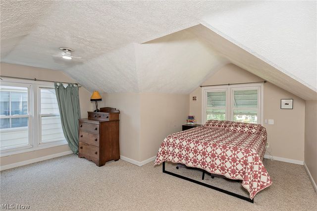 1649 Gilbert Drive, Mayfield Heights, OH 44124