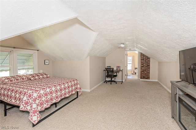 1649 Gilbert Drive, Mayfield Heights, OH 44124