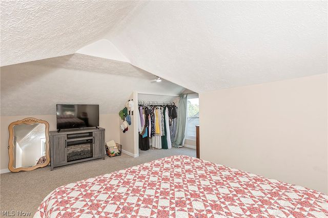 1649 Gilbert Drive, Mayfield Heights, OH 44124