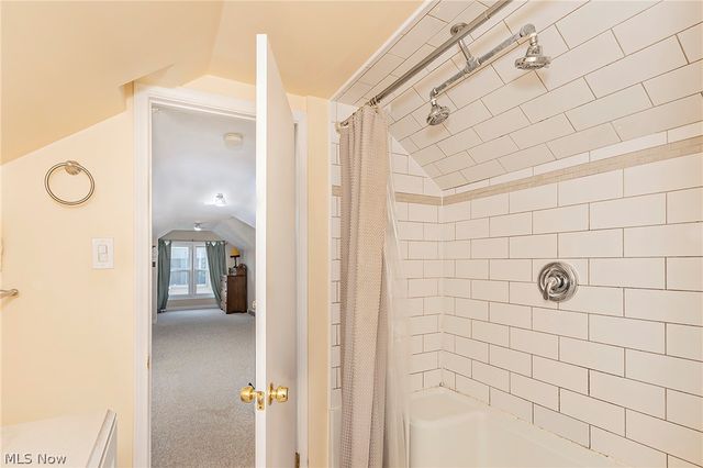 1649 Gilbert Drive, Mayfield Heights, OH 44124