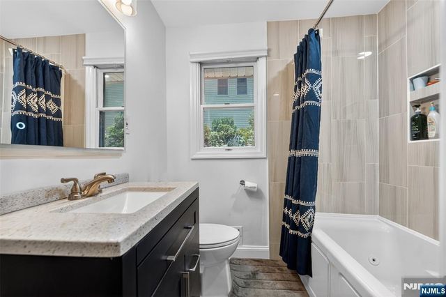 447 Van Dyke Street, Ridgewood, NJ 07450