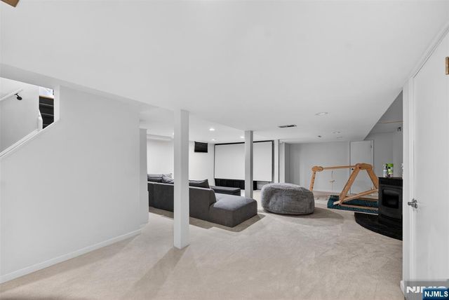 447 Van Dyke Street, Ridgewood, NJ 07450