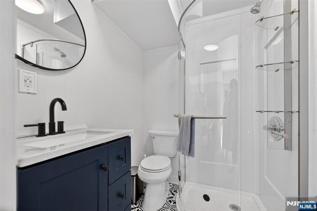 447 Van Dyke Street, Ridgewood, NJ 07450