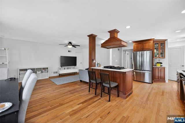 447 Van Dyke Street, Ridgewood, NJ 07450