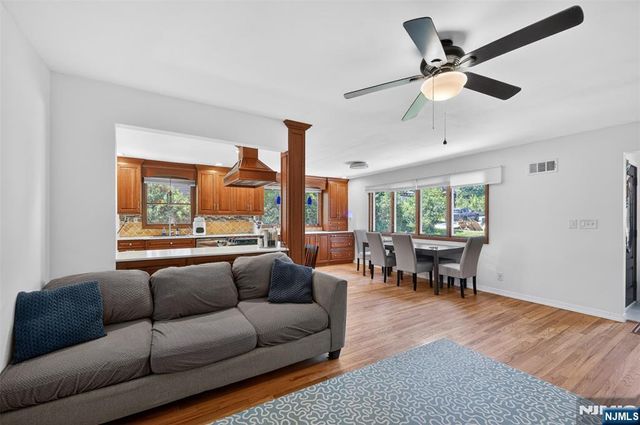 447 Van Dyke Street, Ridgewood, NJ 07450