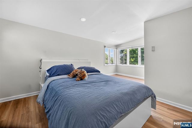447 Van Dyke Street, Ridgewood, NJ 07450