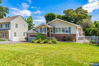 447 Van Dyke Street, Ridgewood, NJ 07450