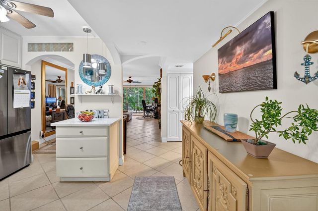 769 Jeffery Street 2-203, Boca Raton, FL 33487