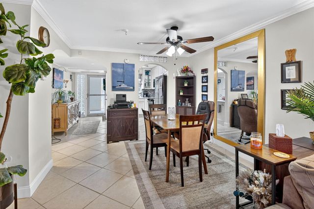 769 Jeffery Street 2-203, Boca Raton, FL 33487