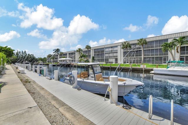 769 Jeffery Street 2-203, Boca Raton, FL 33487