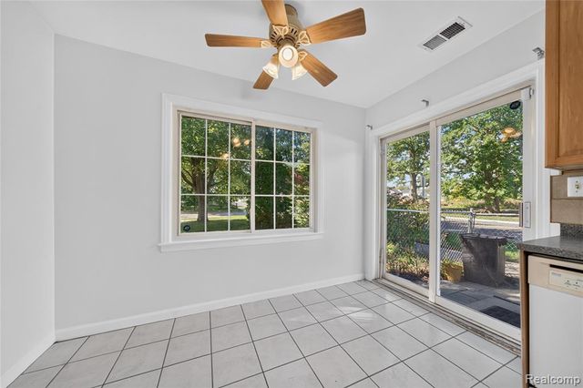 4128 Elmhurst Avenue, Royal Oak, MI 48073