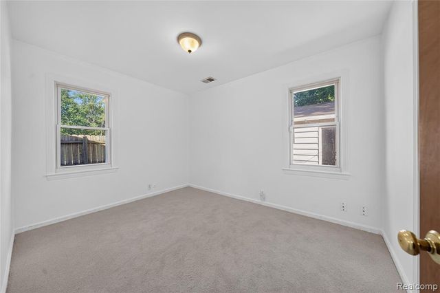 4128 Elmhurst Avenue, Royal Oak, MI 48073