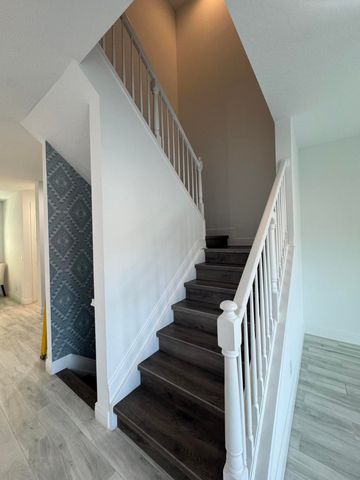 615 Windward Circle N, Boynton Beach, FL 33435