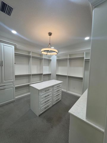 615 Windward Circle N, Boynton Beach, FL 33435