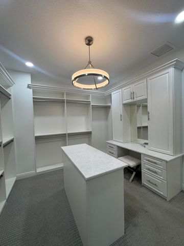 615 Windward Circle N, Boynton Beach, FL 33435