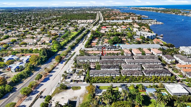 615 Windward Circle N, Boynton Beach, FL 33435