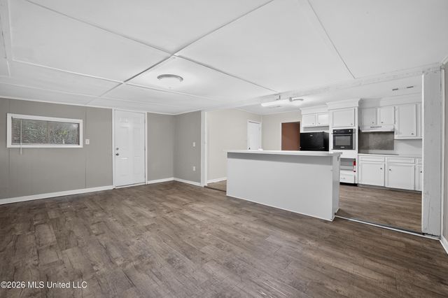 1755 Woody Drive, Jackson, MS 39212