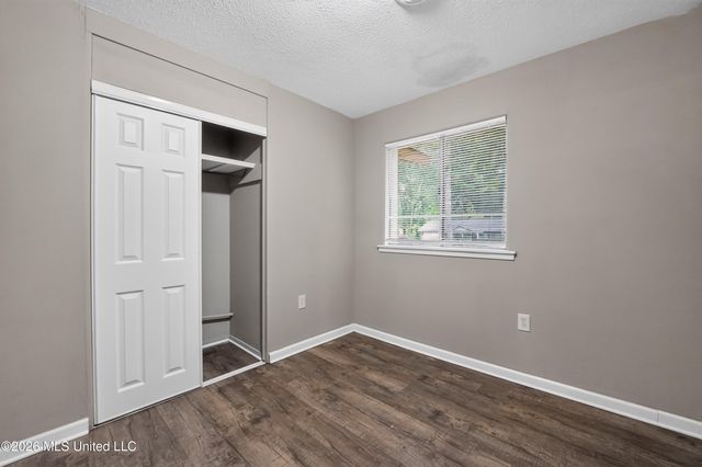 1755 Woody Drive, Jackson, MS 39212