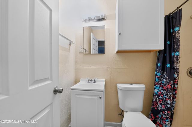 1755 Woody Drive, Jackson, MS 39212