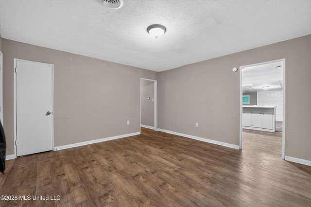 1755 Woody Drive, Jackson, MS 39212