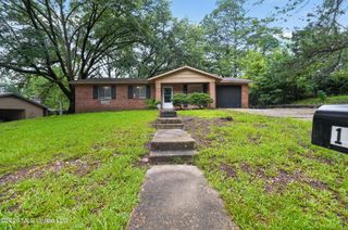 1755 Woody Drive, Jackson, MS 39212