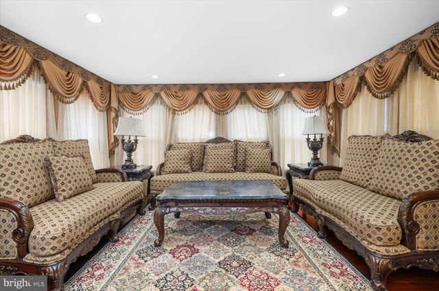 12810 GALDI LN, Philadelphia, PA 19154