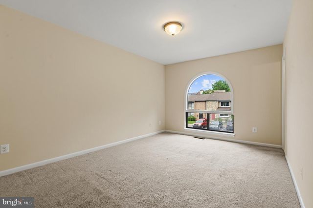8131 BIRD LN, Greenbelt, MD 20770