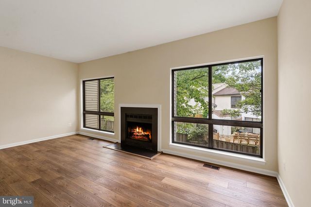 8131 BIRD LN, Greenbelt, MD 20770