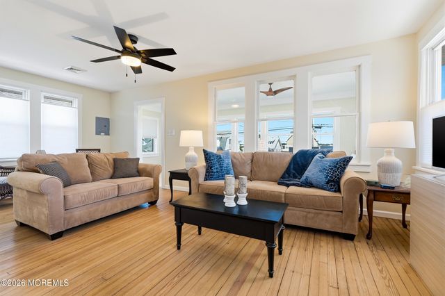 622 E Longport Avenue, Ocean Gate, NJ 08740