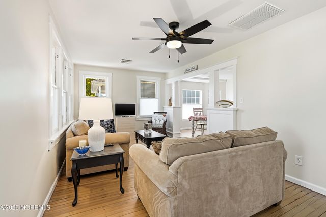 622 E Longport Avenue, Ocean Gate, NJ 08740