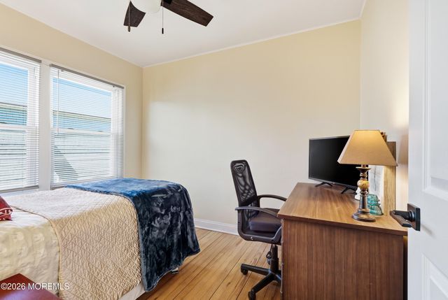 622 E Longport Avenue, Ocean Gate, NJ 08740