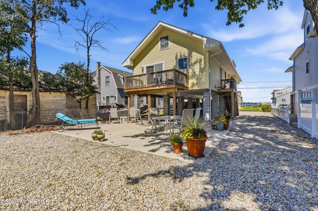 622 E Longport Avenue, Ocean Gate, NJ 08740