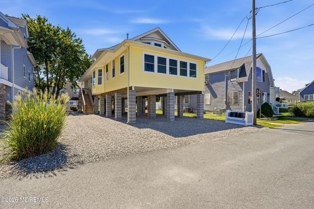 622 E Longport Avenue, Ocean Gate, NJ 08740