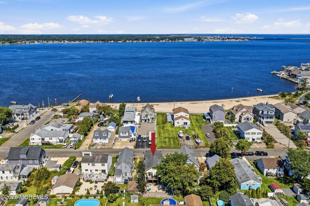 622 E Longport Avenue, Ocean Gate, NJ 08740
