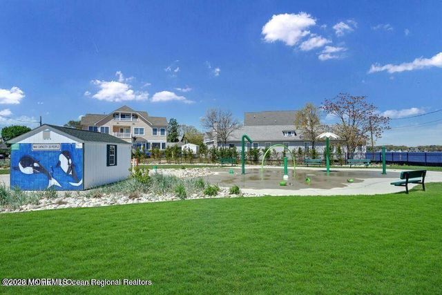 622 E Longport Avenue, Ocean Gate, NJ 08740