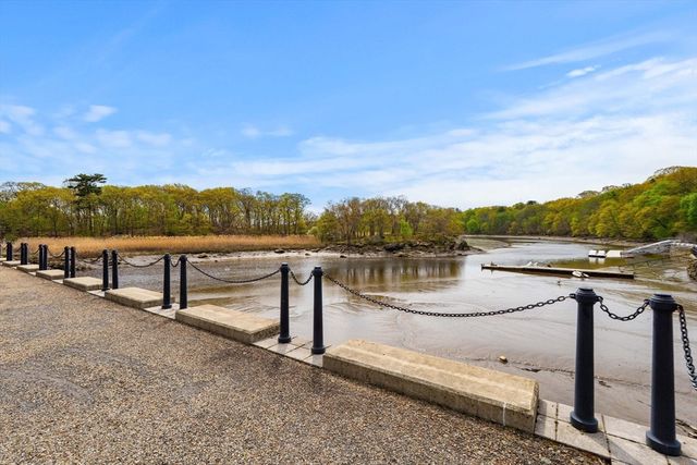 88 Wharf Street 607, Milton, MA 02186