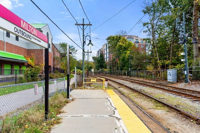88 Wharf Street 607, Milton, MA 02186