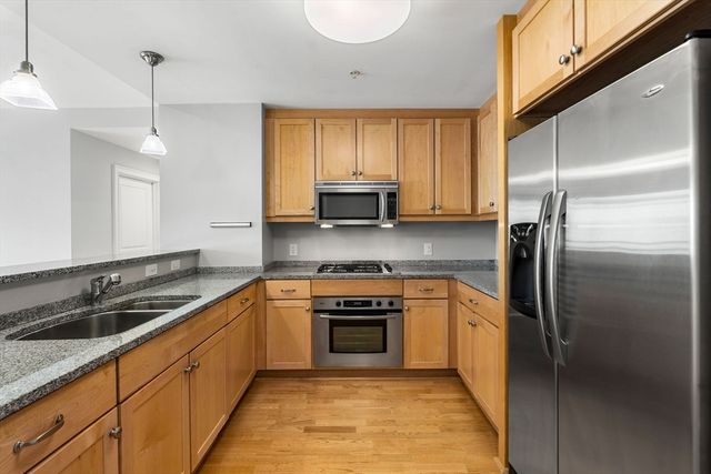 88 Wharf Street 607, Milton, MA 02186