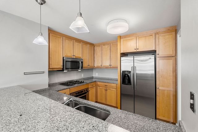 88 Wharf Street 607, Milton, MA 02186